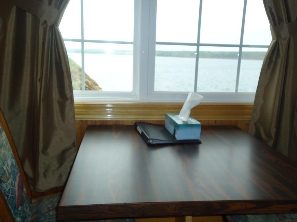 Ocean View Motel And Chalets Cheticamp Room photo